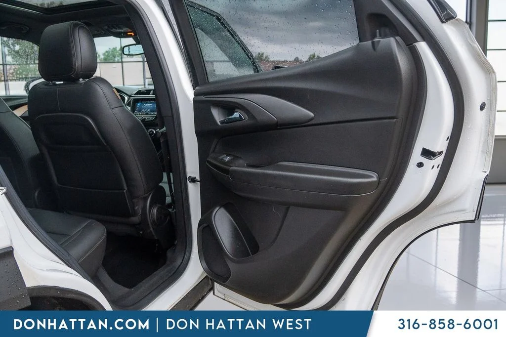 Used 2023 White Chevrolet ACTIV image 22