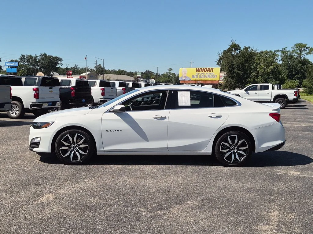 Used 2024 White Chevrolet RS image 2