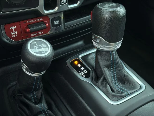 Used 2022 White Jeep Unlimited Rubicon 4xe image 14