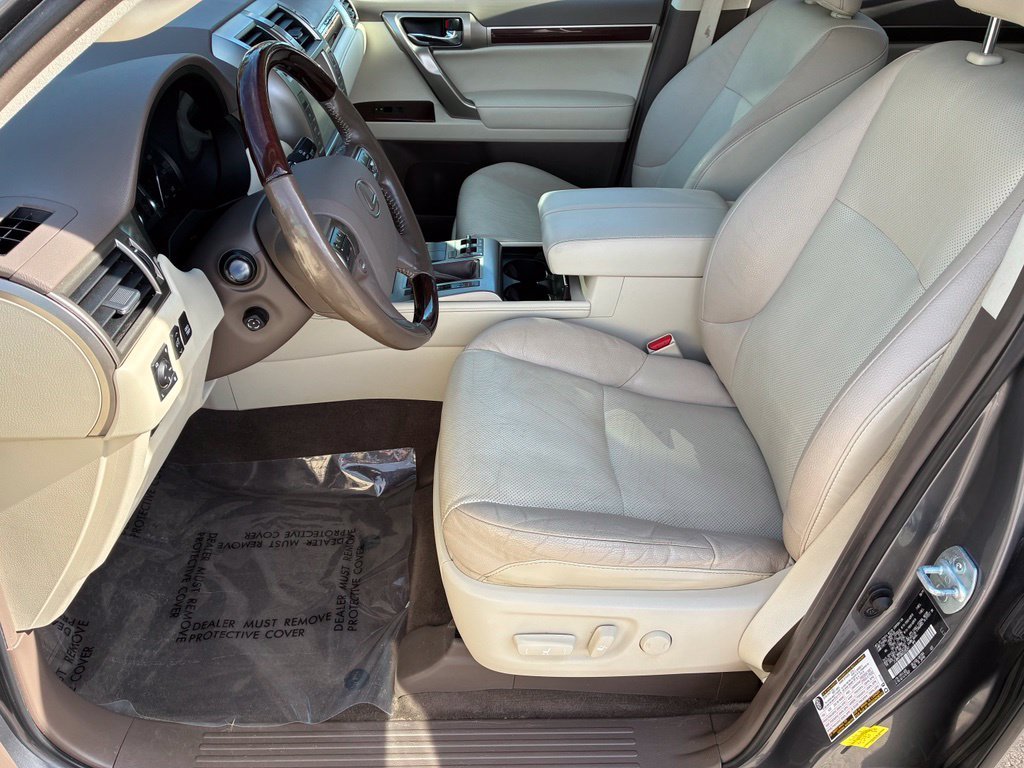 Used 2019 Gray Lexus 460 image 11