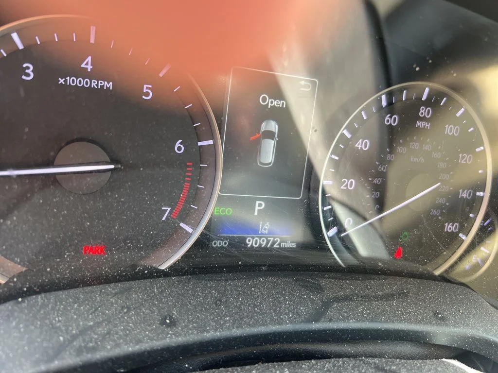 Used 2018 Beige Lexus 350 image 3