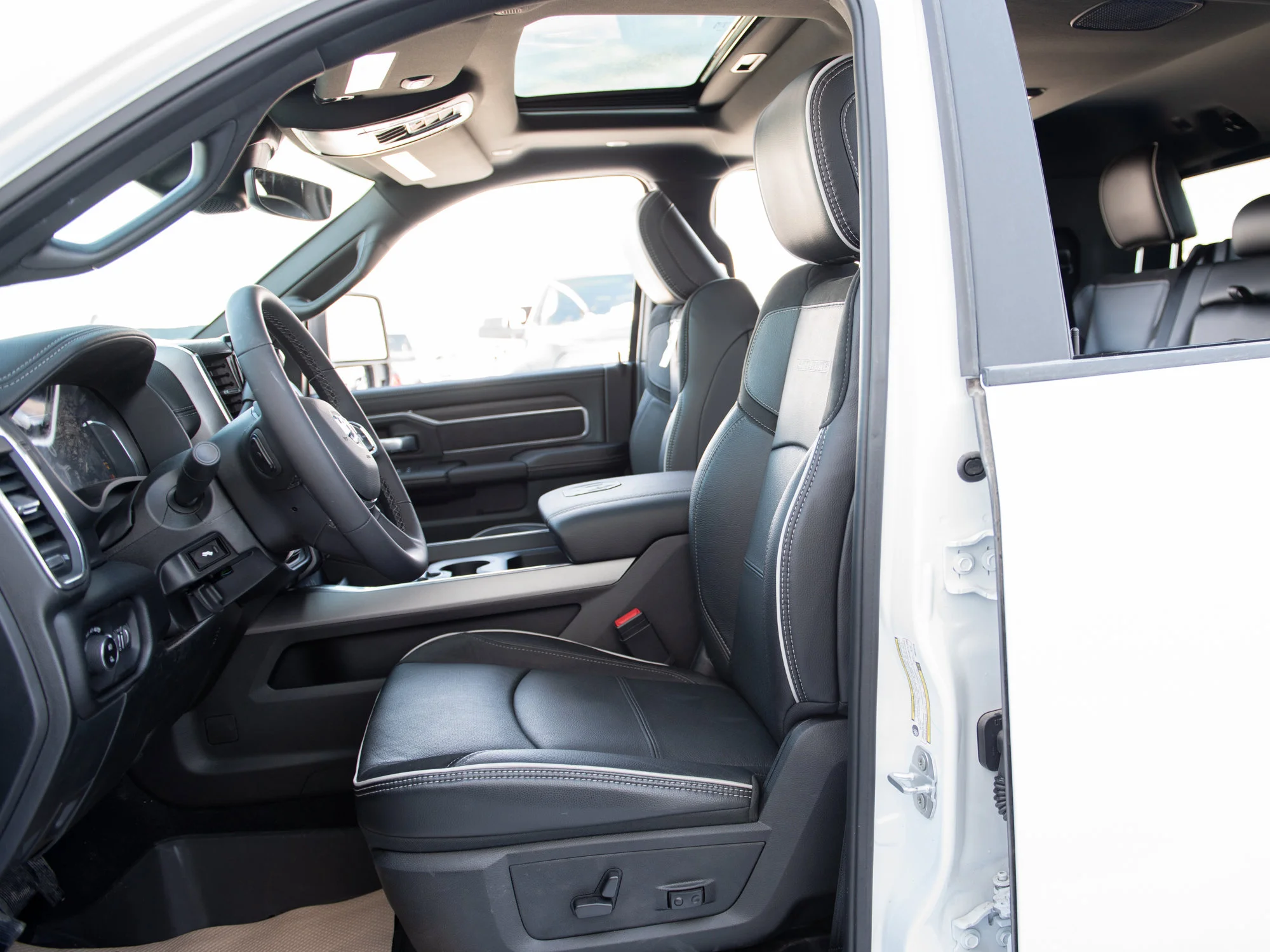 New 2026 White RAM Laramie* image 18
