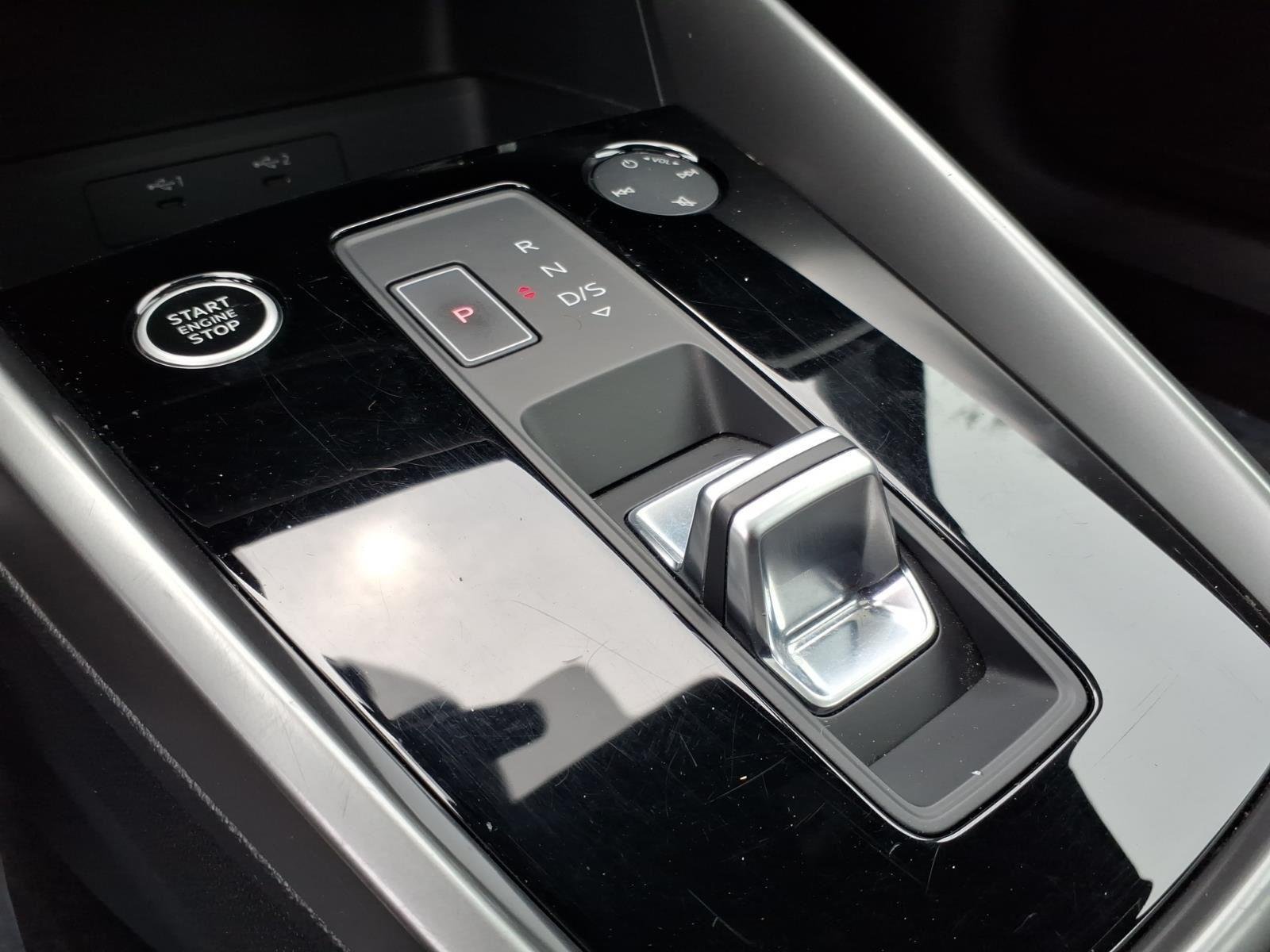 Used 2024  Audi Premium image 10