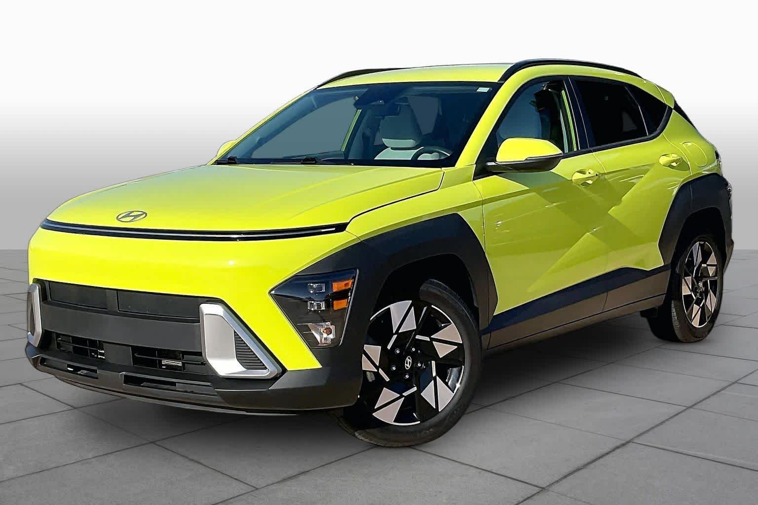 Used 2024 Neoteric Yellow Hyundai SEL image 2
