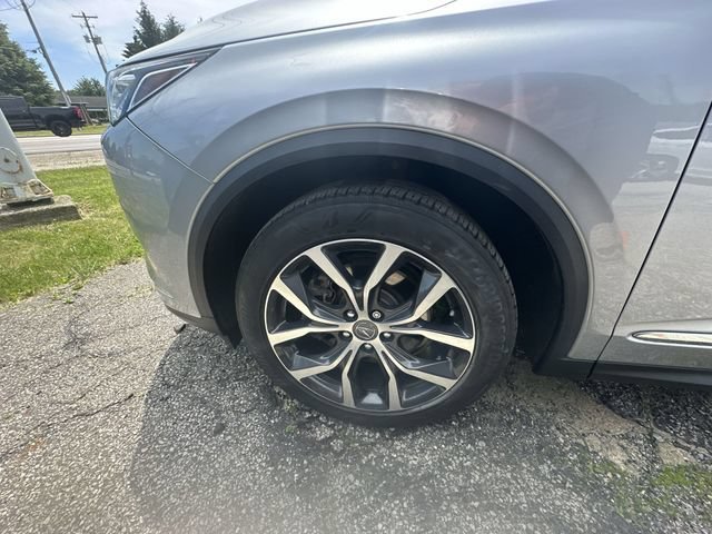 Used 2023 Silver Acura w/Technology Package image 36
