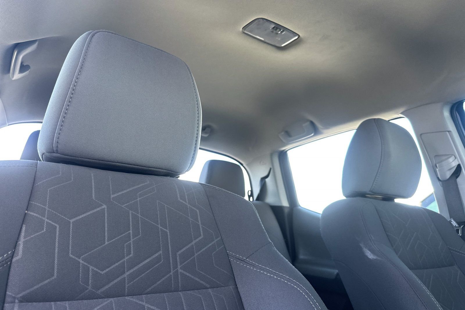 Used 2019  Toyota SR5 image 16