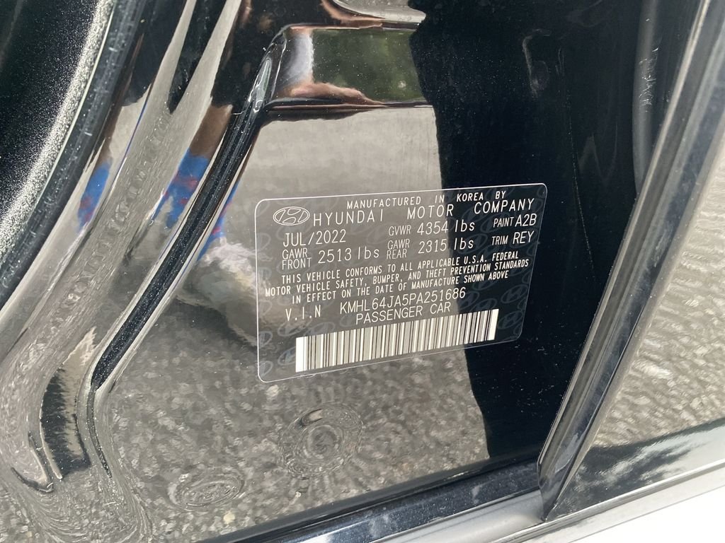 Used 2023 Onyx Black Hyundai SEL image 34