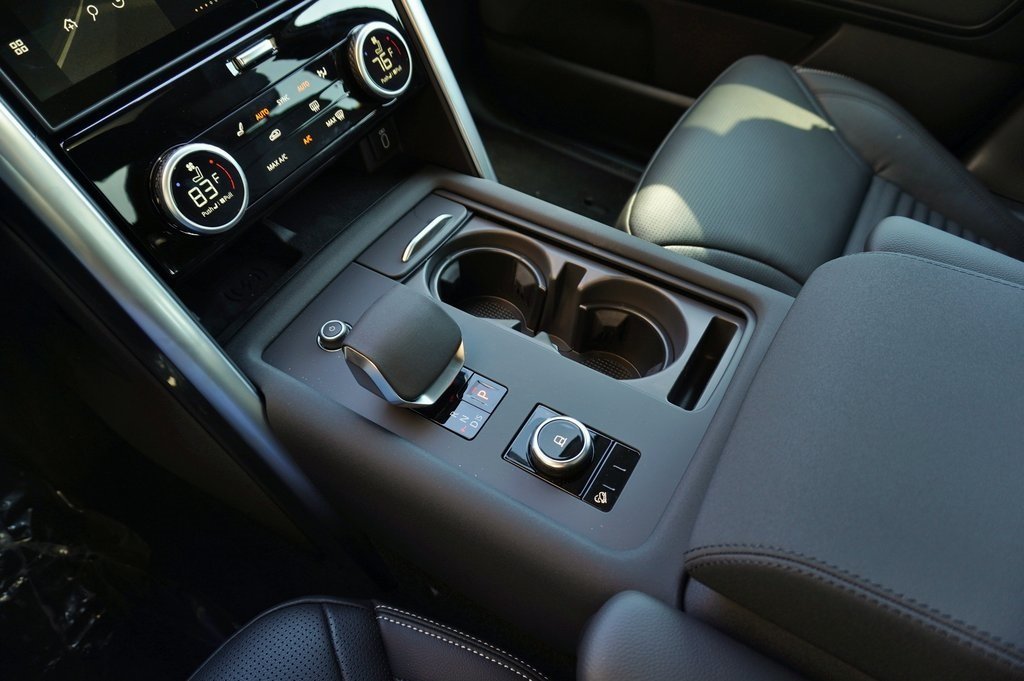 2026 LAND ROVER DISCOVERY - Image 26