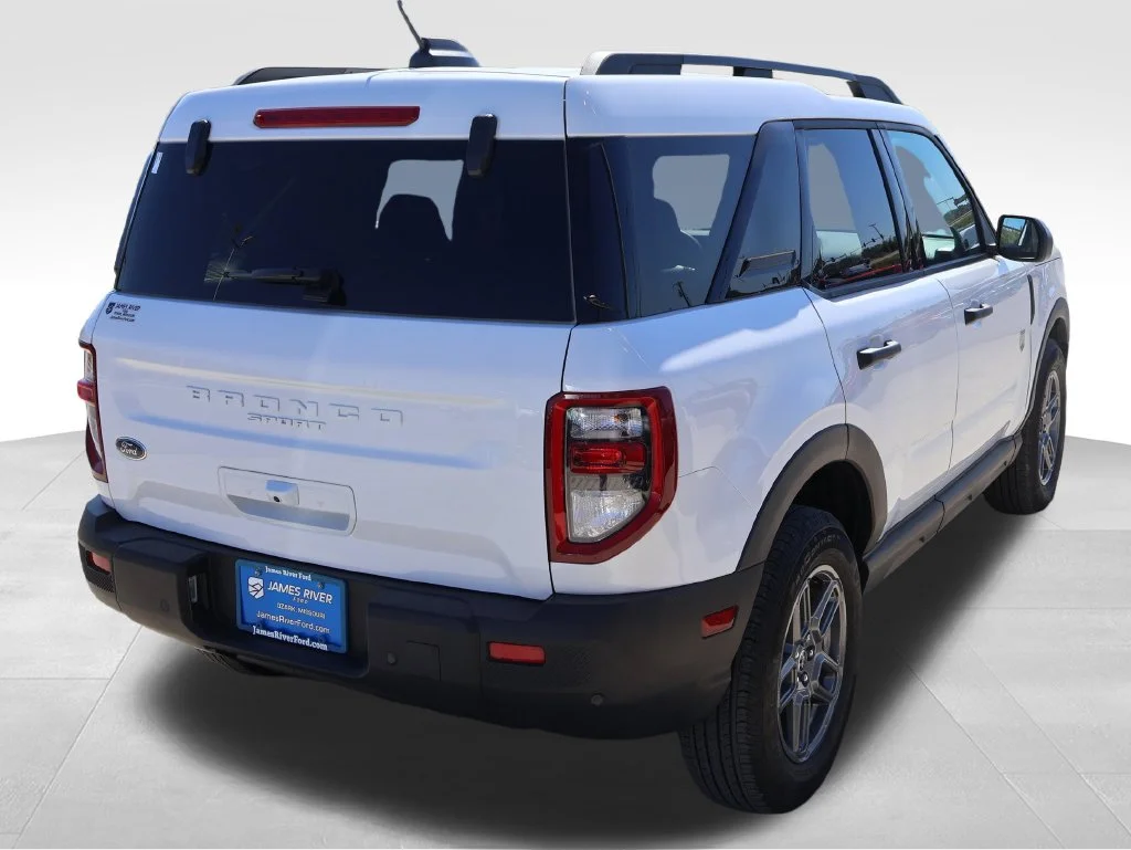 Used 2025 Oxford White Ford Big Bend image 5