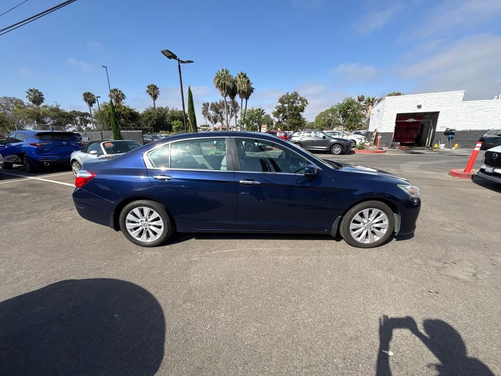 Used 2013  Honda EX-L image 5