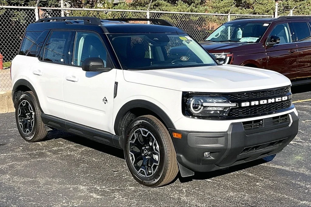 New 2026 Oxford White Ford Outer Banks® image 34