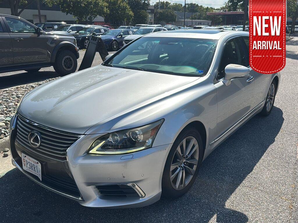 Used 2015 Ultra White Lexus Crafted Line image 1