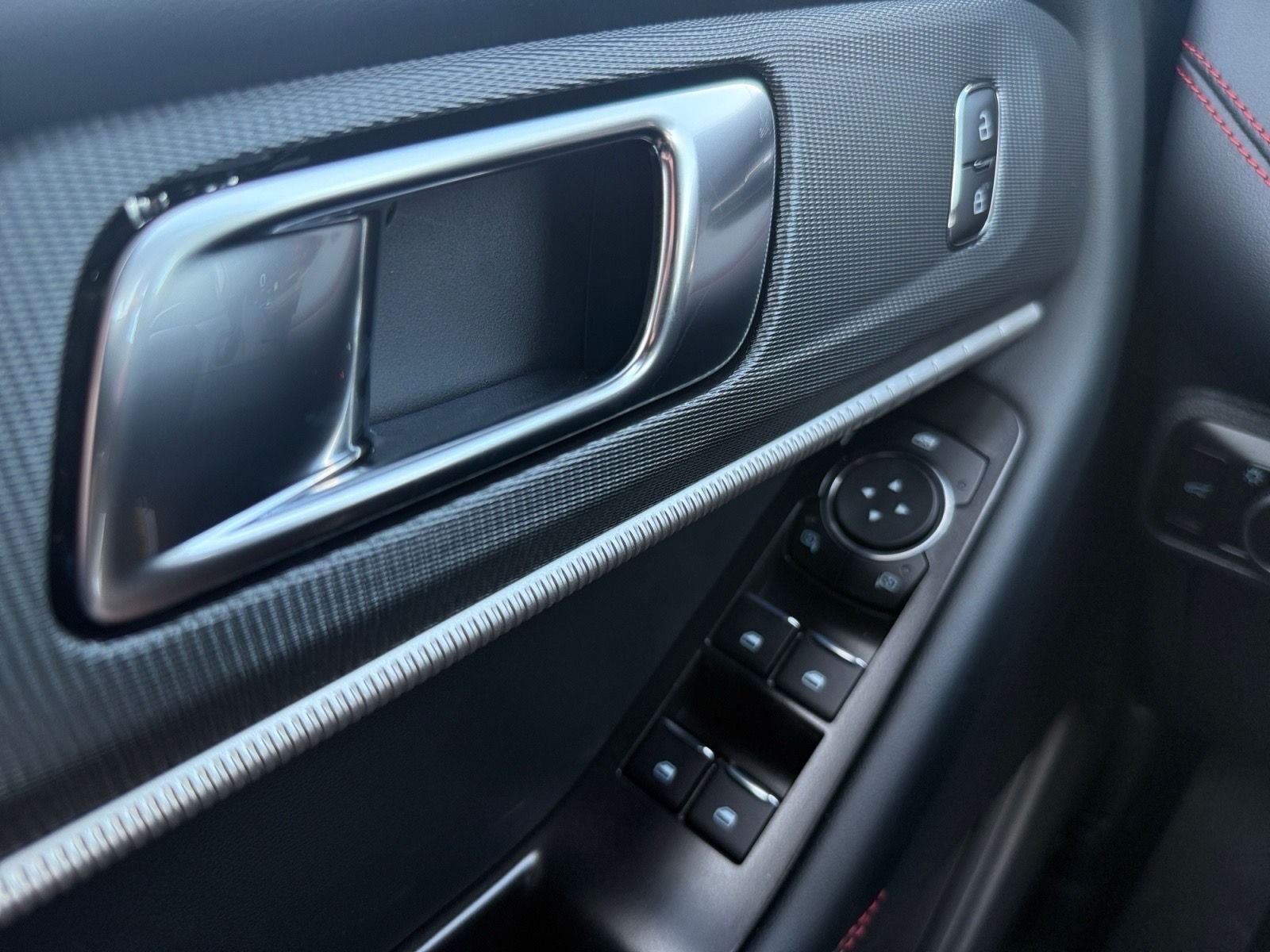 New 2026 Carbonized Gray Metallic Ford ST-Line image 28