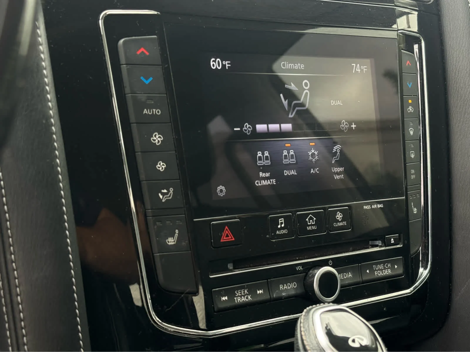 Certified Used 2021 Liquid Platinum INFINITI LUXE image 17