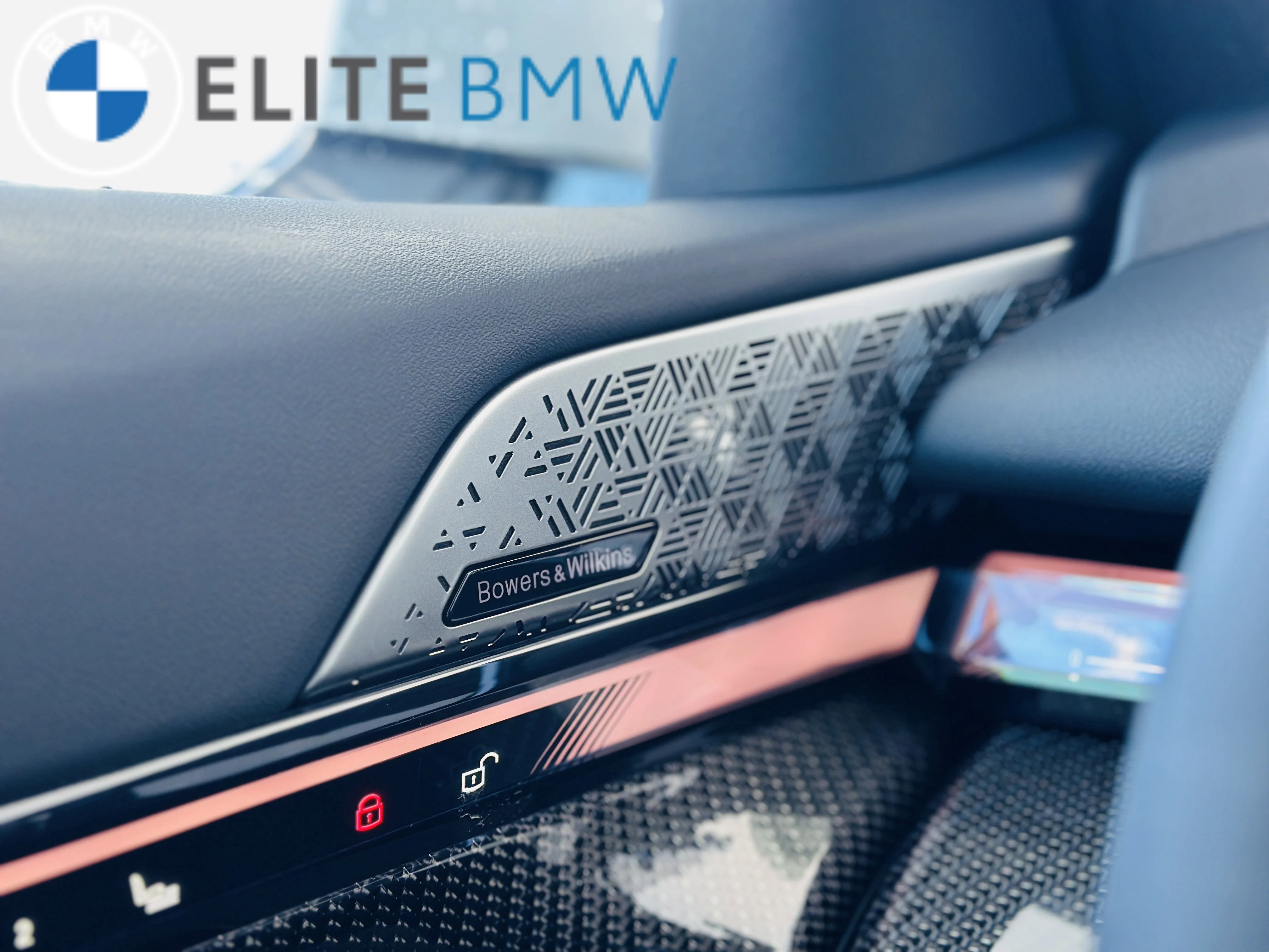 New 2026 Alpine White BMW 530i xDrive image 17