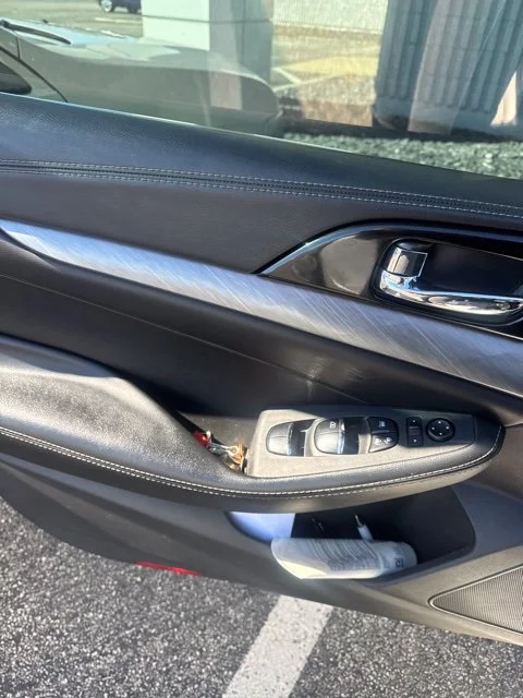 Used 2017 Silver Nissan 3.5 SV image 4