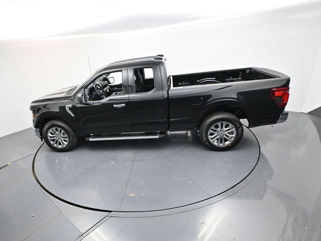 New 2026 Agate Black Metallic Ford XLT image 62