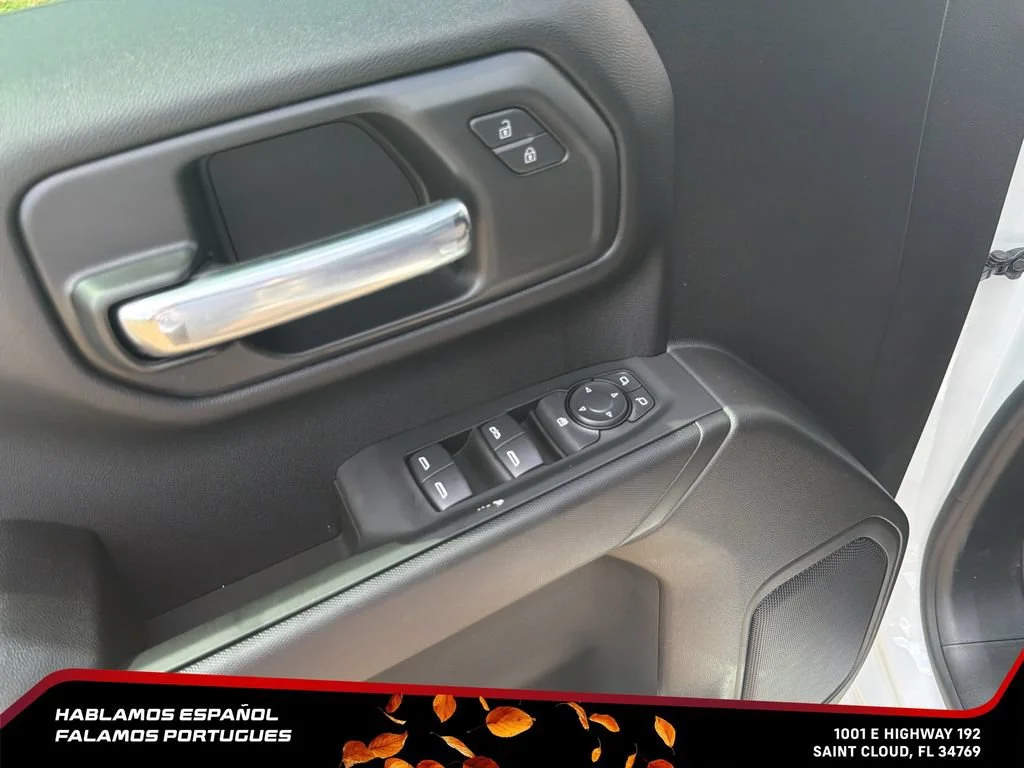 New 2026 Summit White GMC Pro image 13