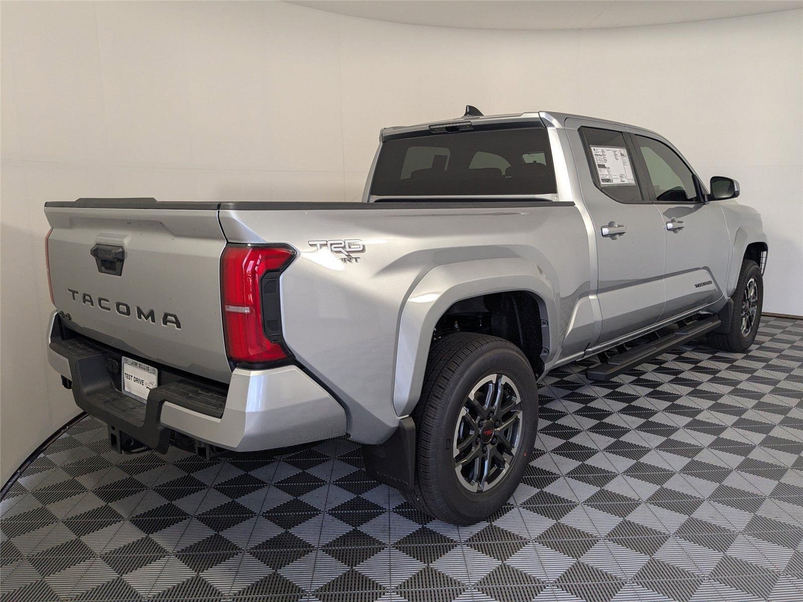 2026 Toyota Tacoma TRD Sport - Photo 5