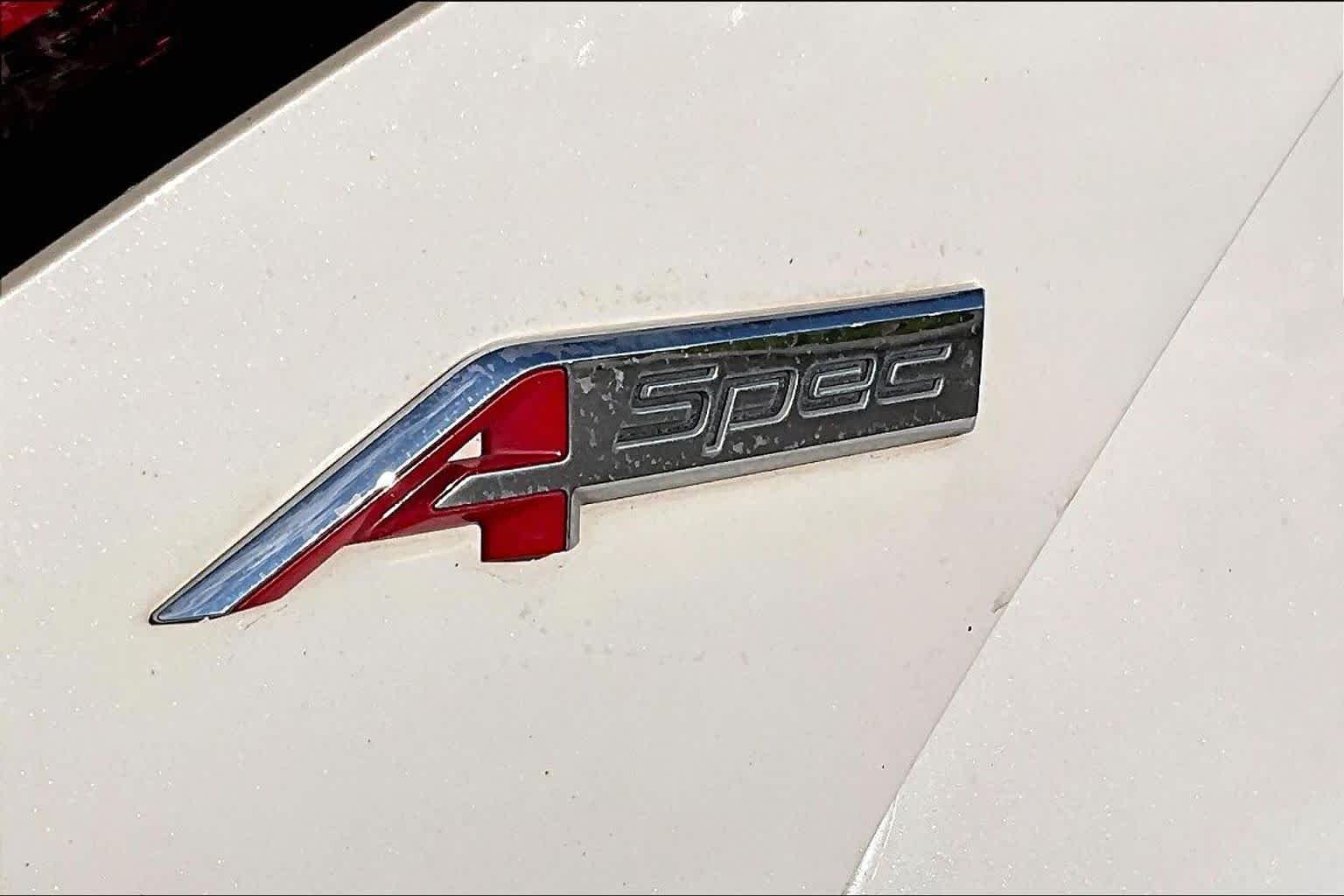 Used 2022 Platinum White Pearl Acura w/A-Spec Package image 9