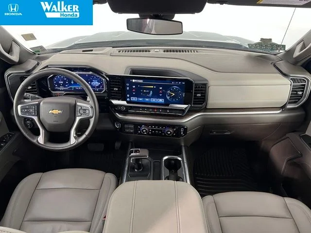 Used 2025 Sterling Gray Metallic Chevrolet LT image 37