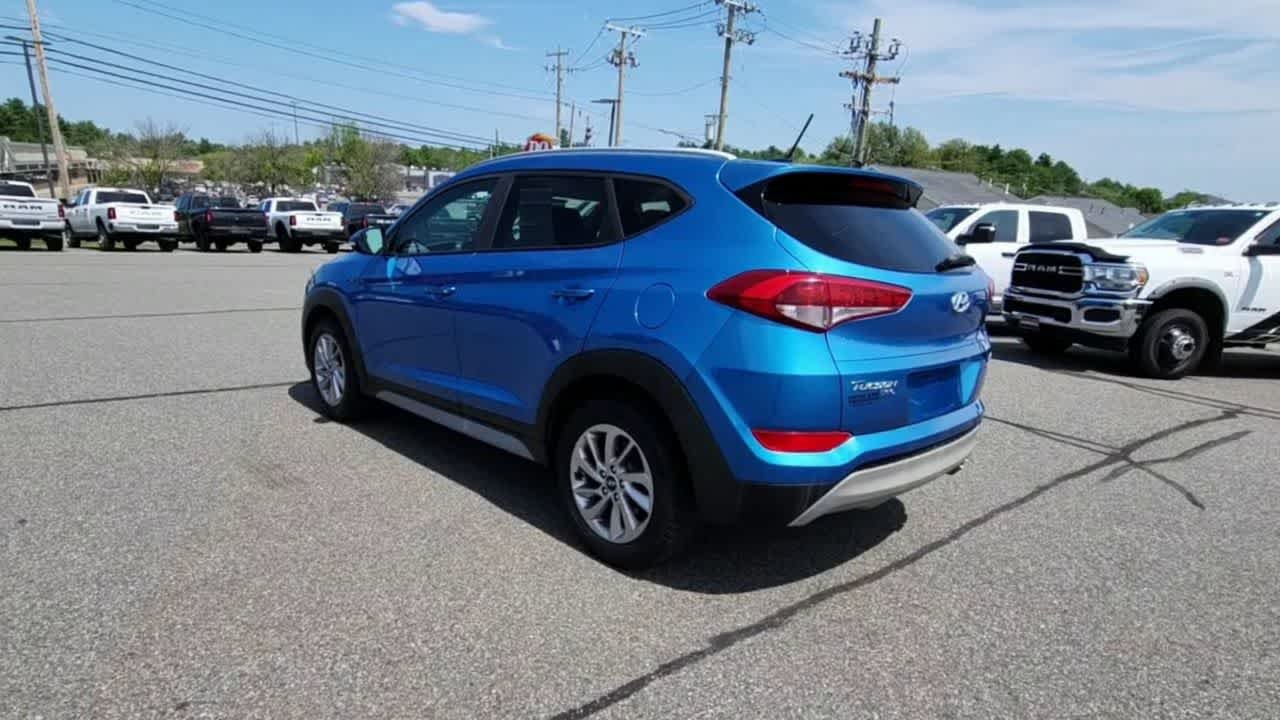Used 2017 Caribbean Blue Hyundai Eco image 7