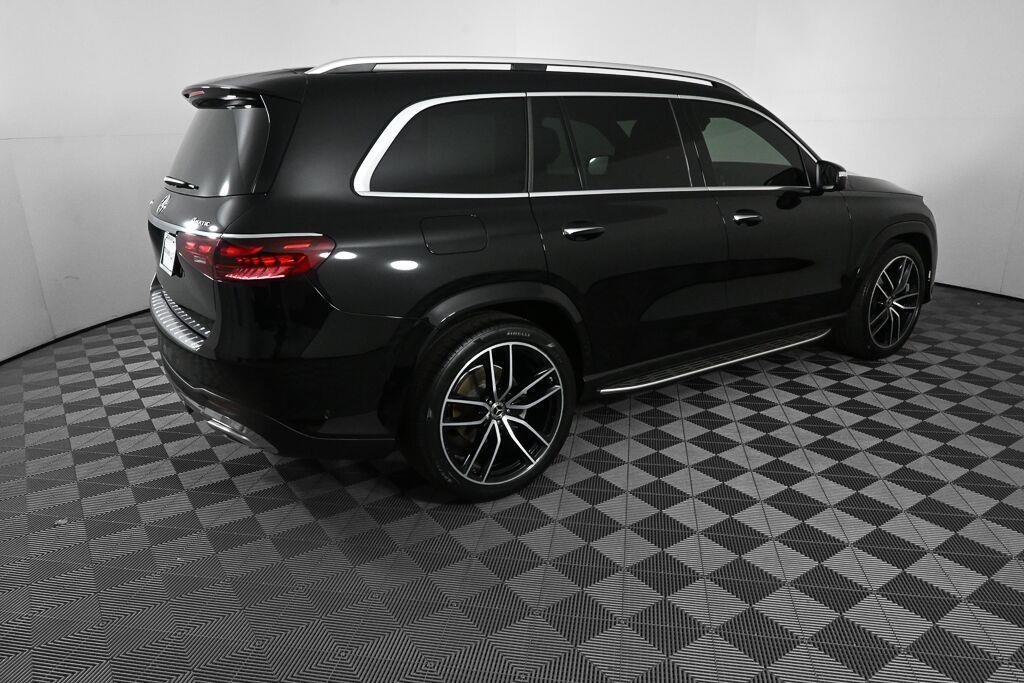 Certified Used 2025 Obsidian Black Metallic Mercedes-Benz GLS 580 image 27
