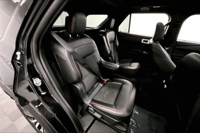2023 Ford Explorer ST-LINE - Photo 26