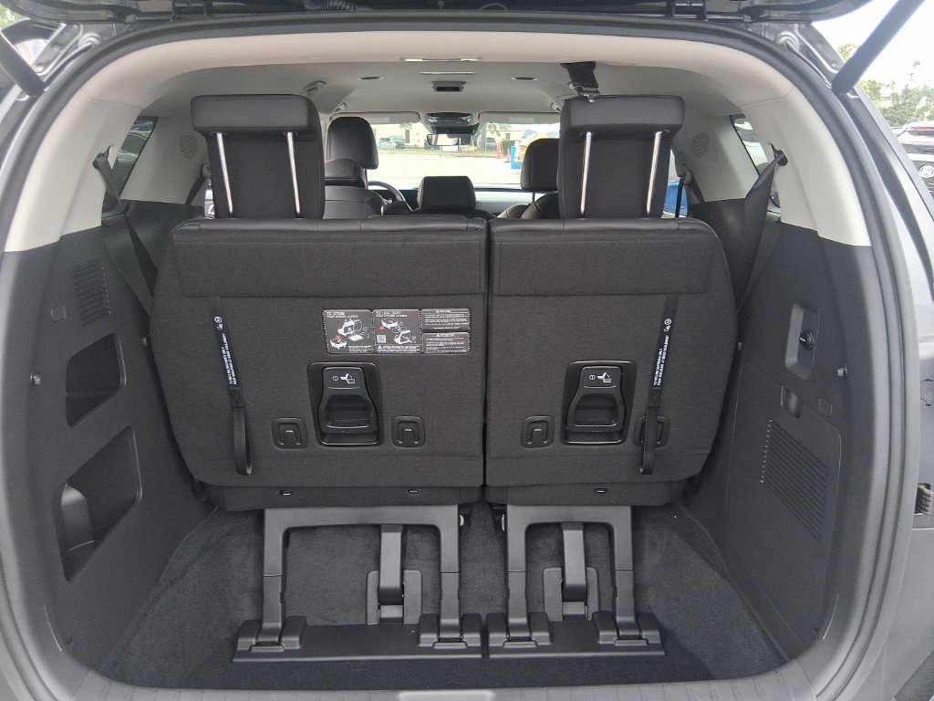 Used 2026  Kia EX image 18