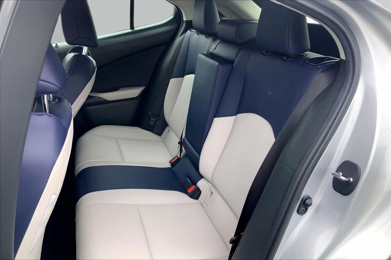 Used 2020 Silver Lining Metallic Lexus  image 20