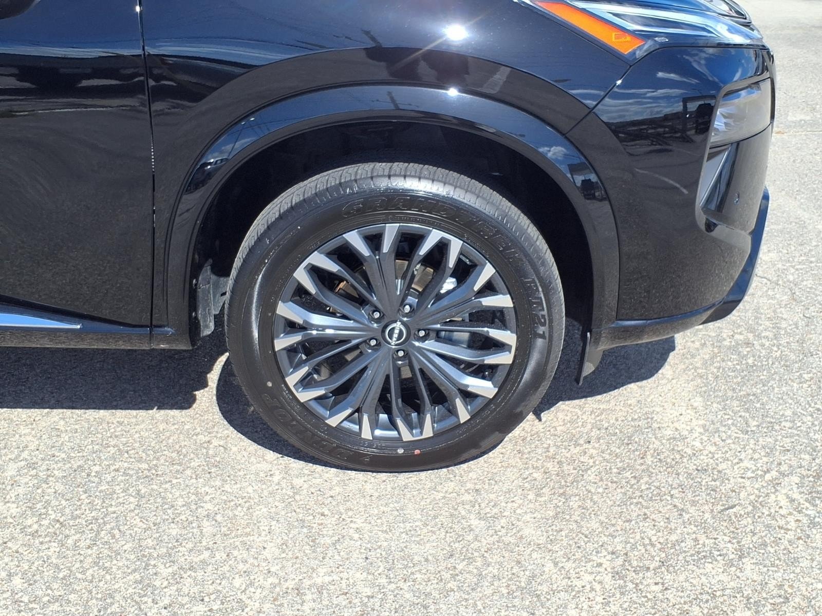 2026 Nissan Rogue Platinum Black at Robbins Nissan