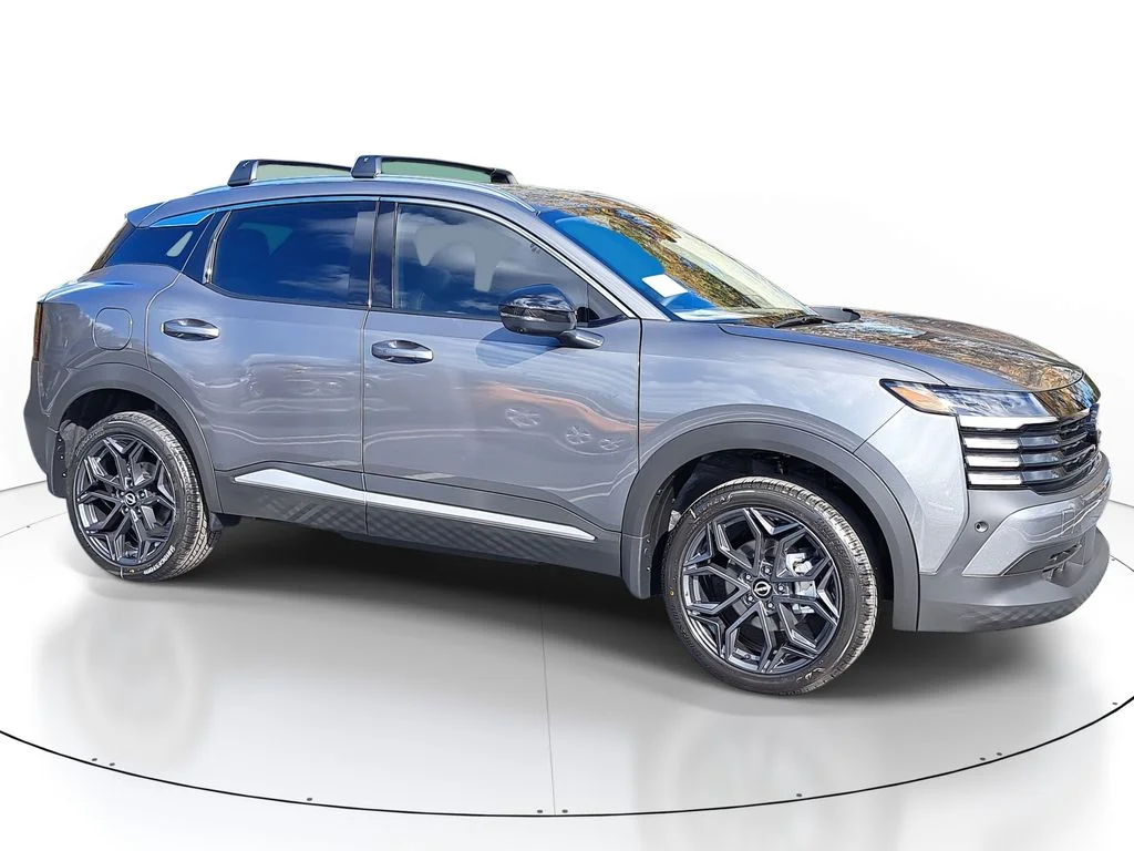 New 2026 Gray Nissan SR image 2