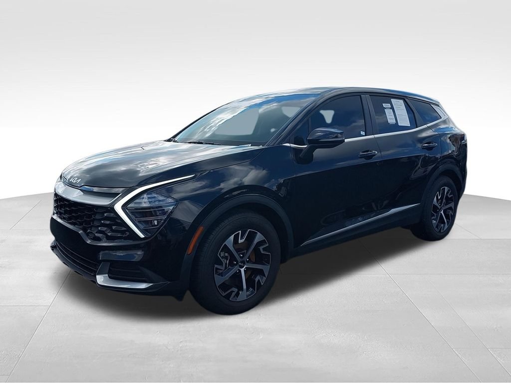 Used 2025 Black Kia EX image 4