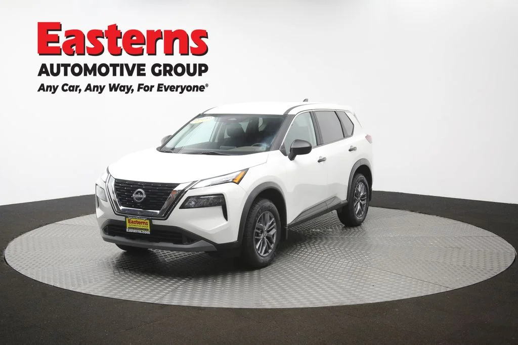 Used 2023 White Nissan S image 55