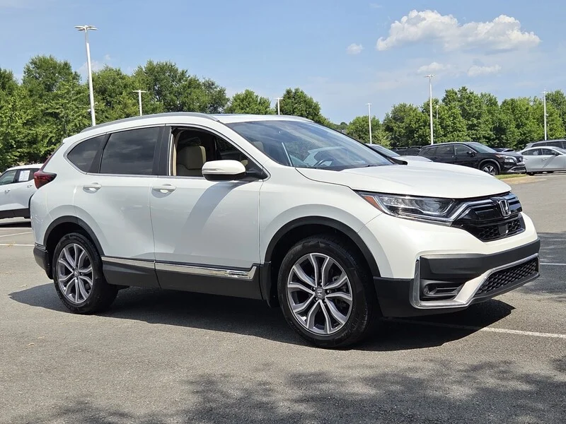Used 2022 Platinum White Pearl Honda TOURING image 4