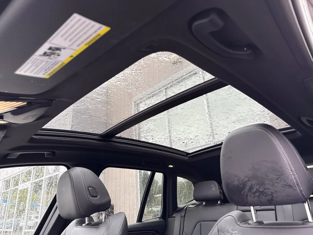Used 2024 Black BMW xDrive30i image 24