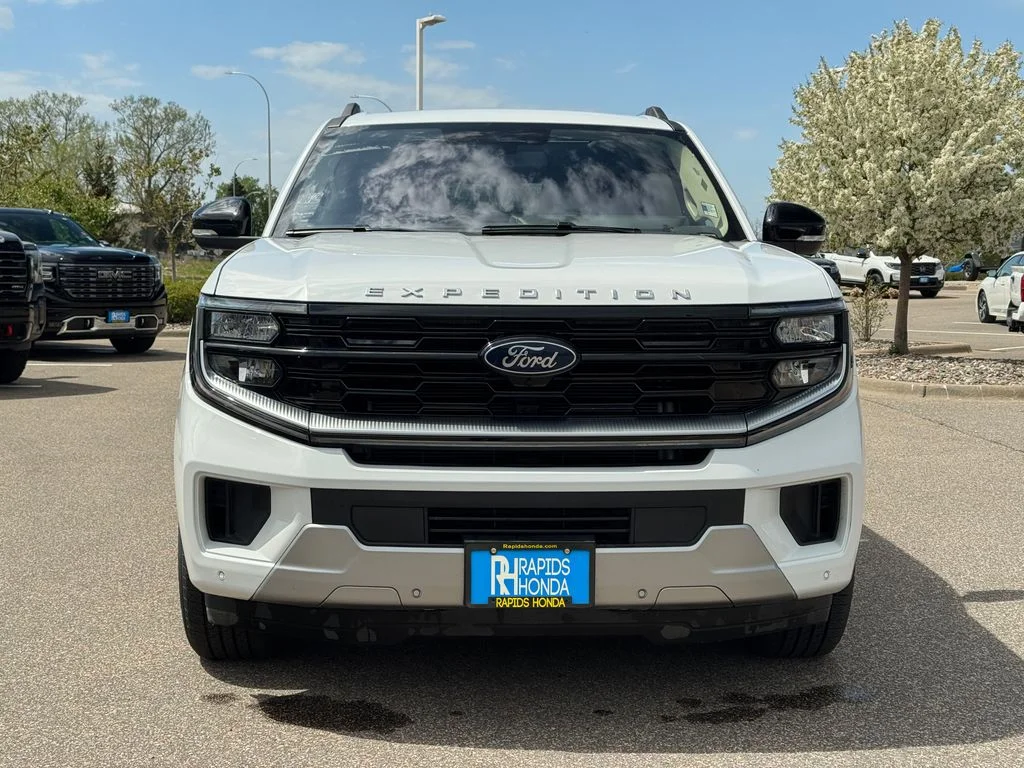 Used 2025 Ford Expedition Platinum with VIN 1FMJK1M83SEA09295 for sale in Coon Rapids, Minnesota