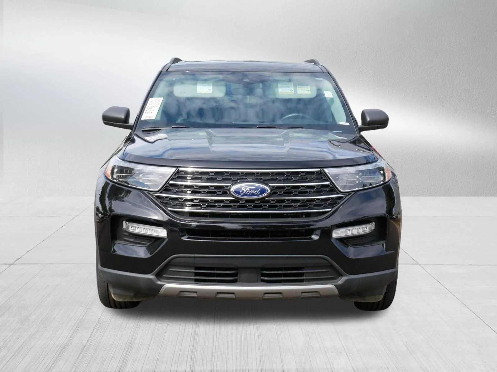 Used 2023 Ford Explorer XLT with VIN 1FMSK8DHXPGB97015 for sale in Brooklyn Park, Minnesota