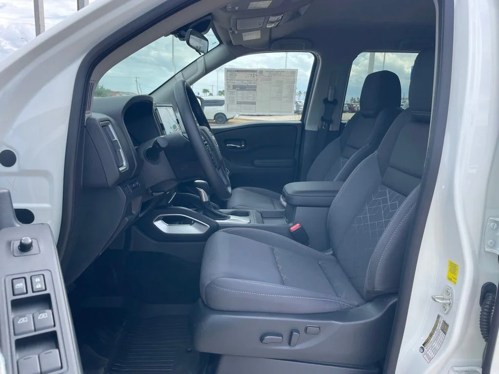 2026 Nissan Frontier SV - Photo 15