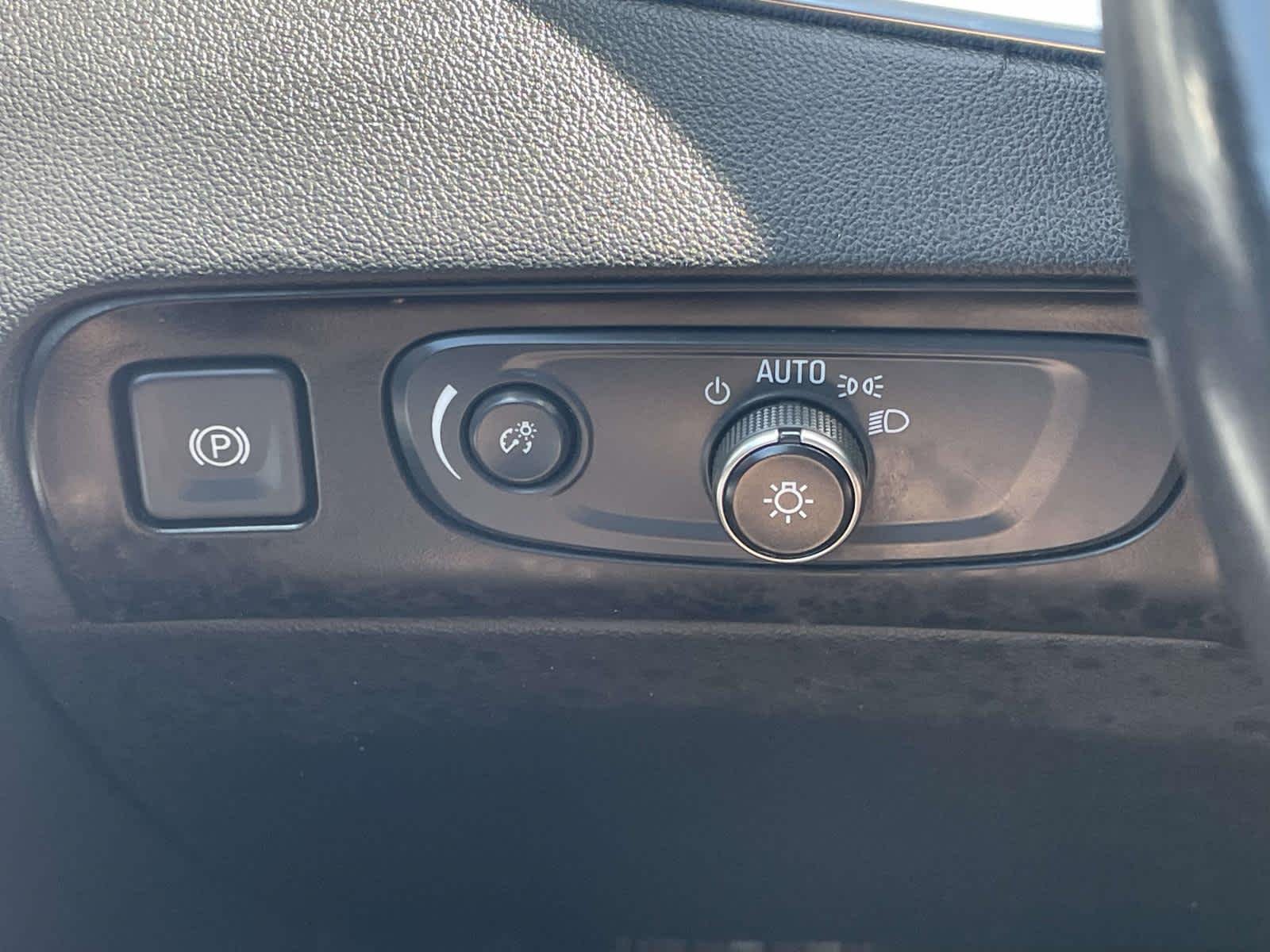 Used 2020 Satin Steel Metallic Buick Essence image 35