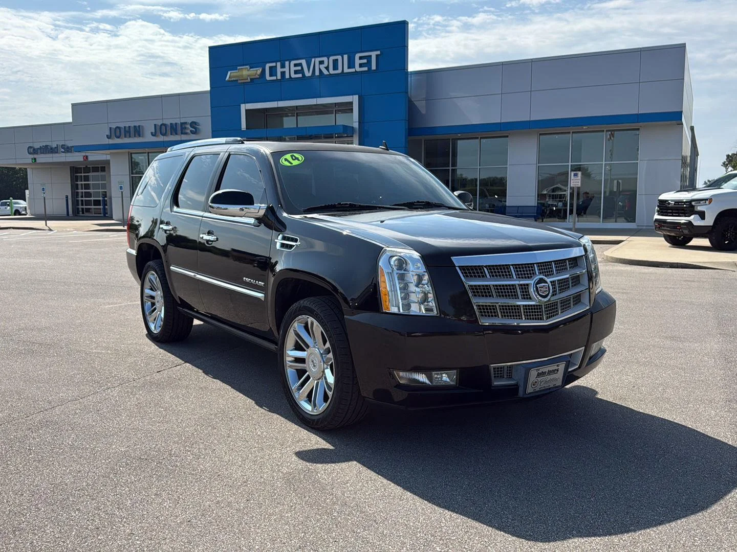 Used 2014 Cadillac Escalade Platinum Edition with VIN 1GYS4DEF3ER214804 for sale in Scottsburg, IN