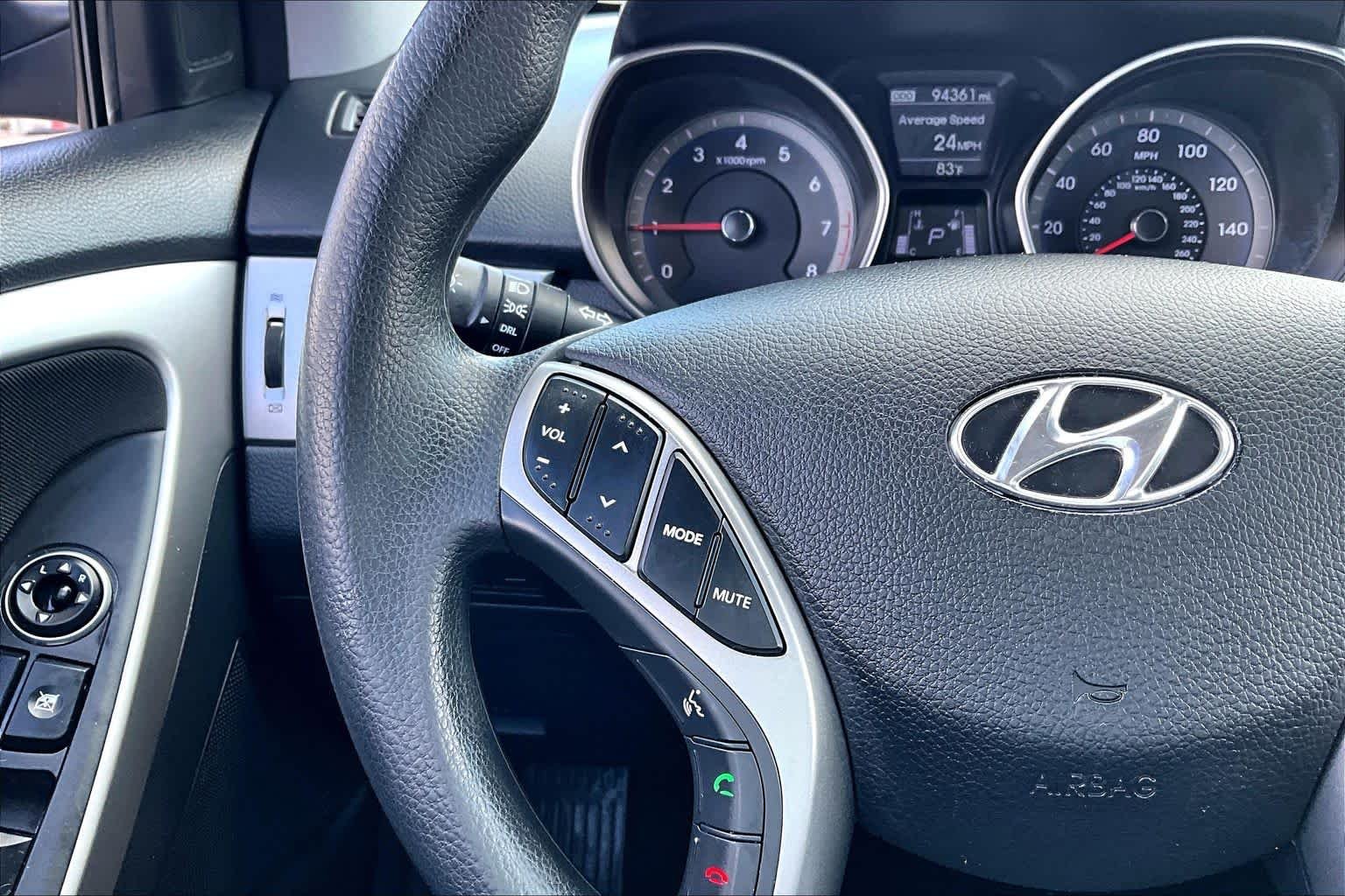 Used 2016 Titanium Gray Metallic Hyundai  image 24