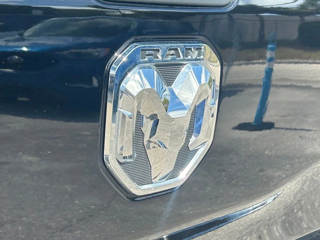 Certified Used 2024 Diamond Black Ram Big Horn/Lone Star image 22