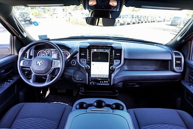 New 2026 Granite Crystal Metallic Clear-Coat Exterior Paint RAM Tradesman image 22