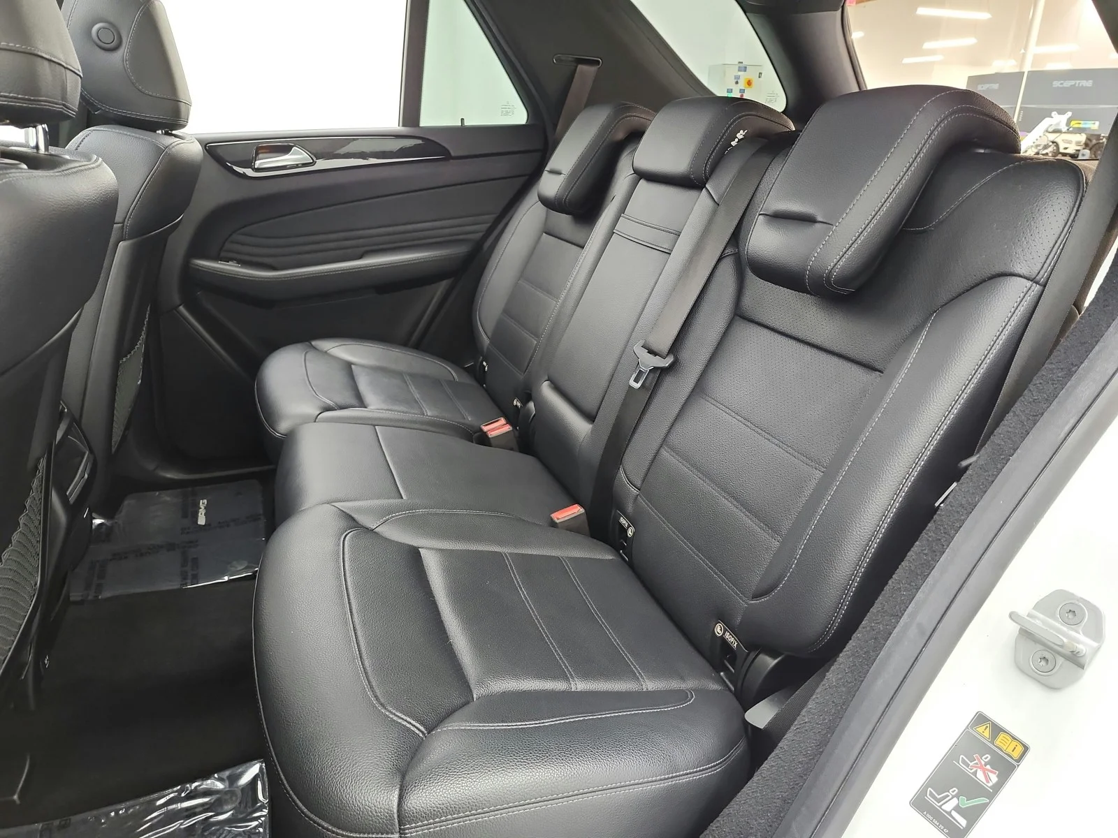Used 2017 Polar White Mercedes-Benz GLE 350 SUV image 15
