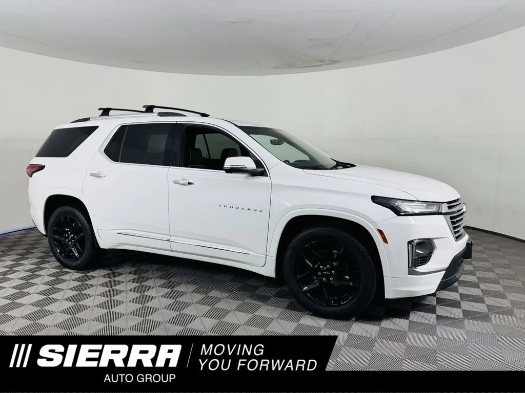 2023 Chevrolet Traverse FWD Premier's photo