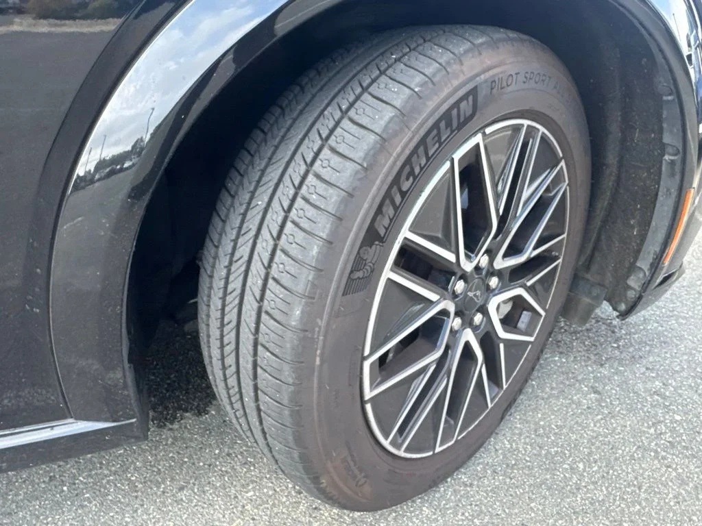 Used 2024 Black Ford Premium image 5