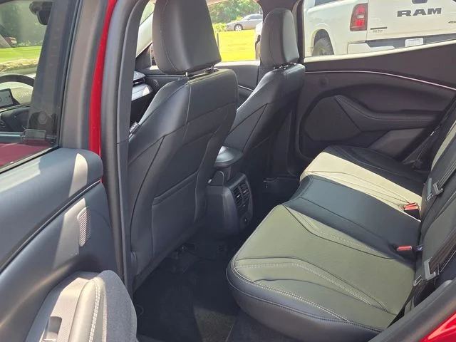 Used 2024 Red Ford Premium image 7