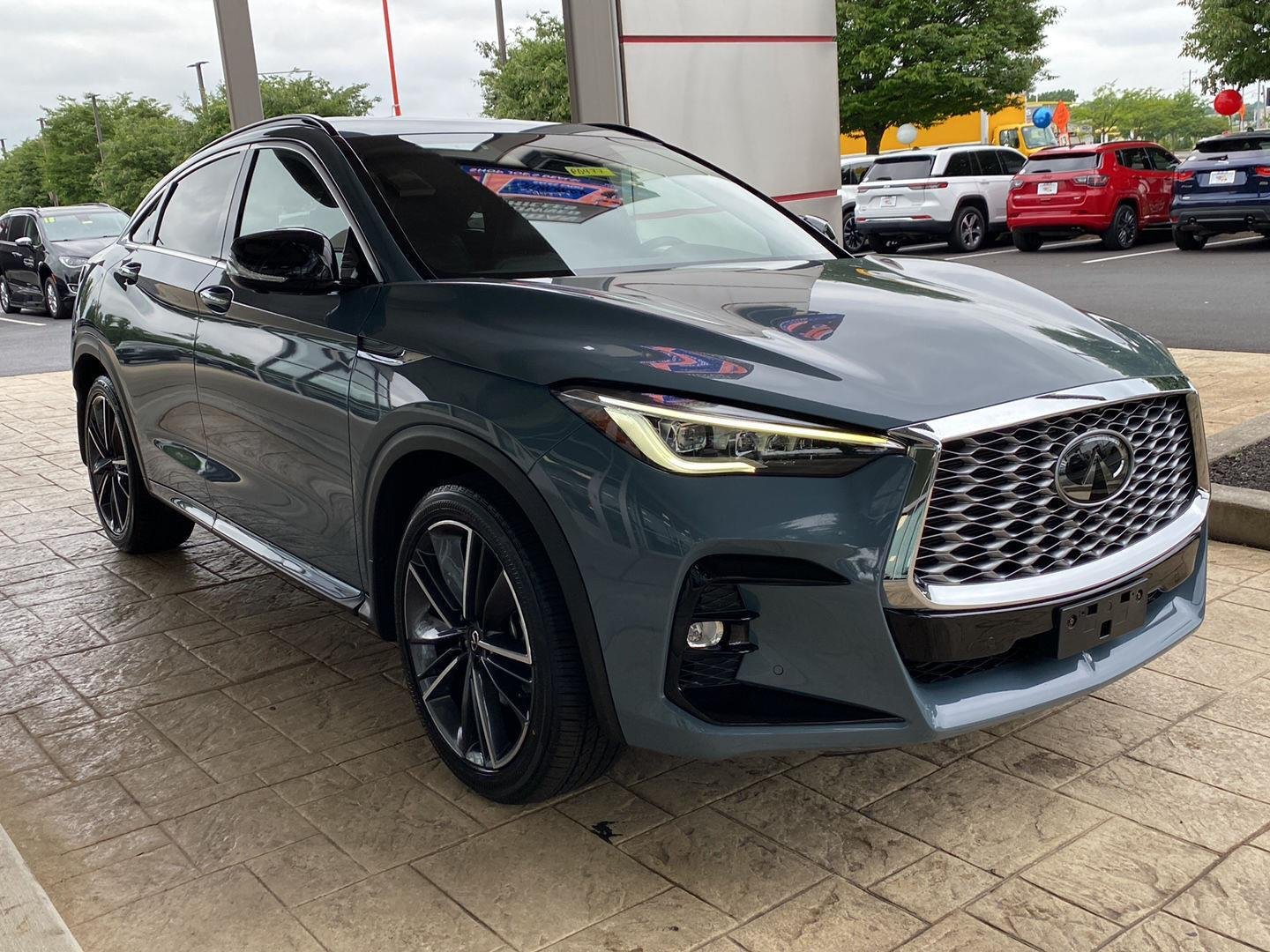 Used 2023 Slate Gray INFINITI SENSORY image 3