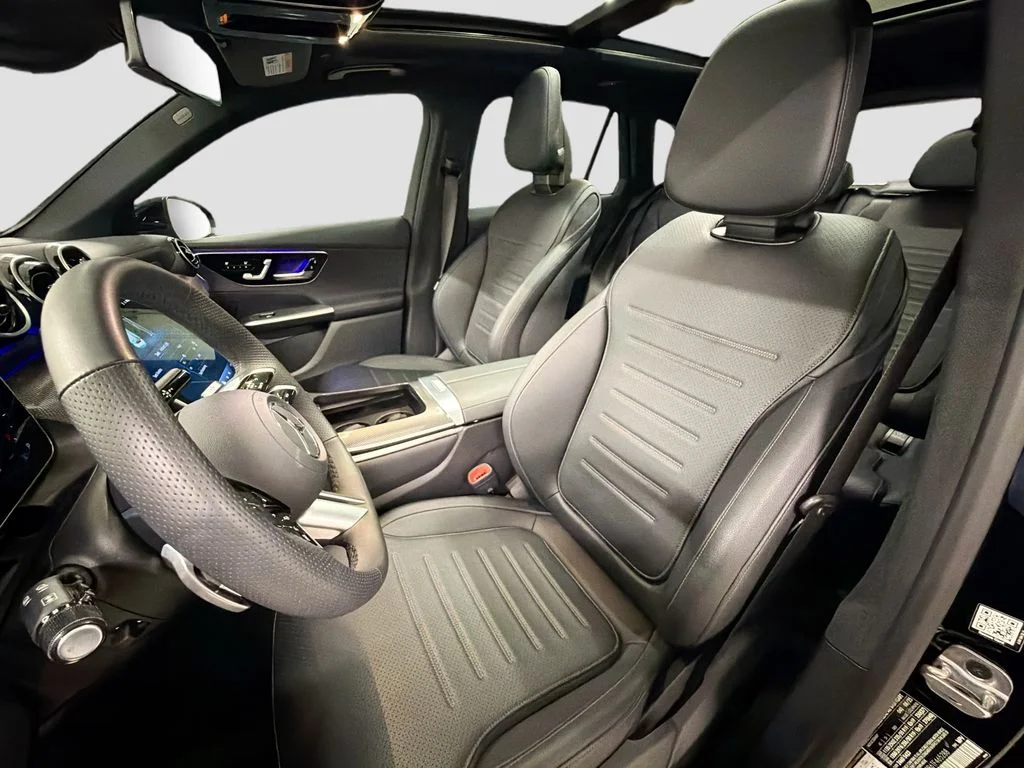 Certified Used 2026 Black Mercedes-Benz GLC 300 image 5